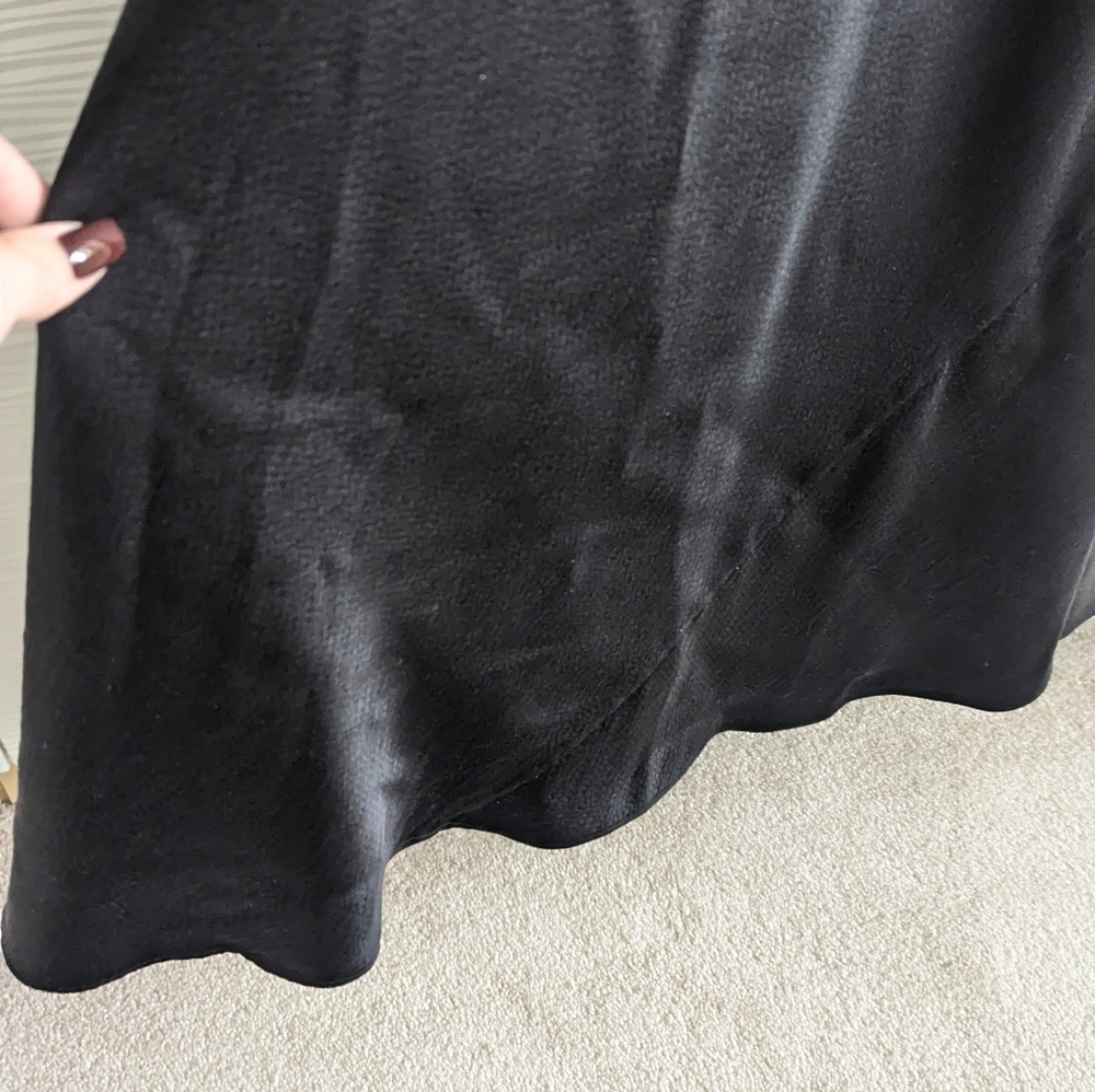 Vintage Y2K 2000s banana Republic 100% silk black halter dress - Picture 6 of 16
